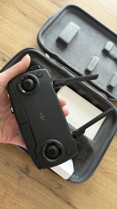 Продаю дрон DJI Mini 2 в отличном состоянии.