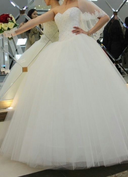 Продам свадебное платье