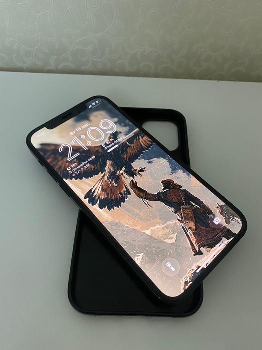 Iphone 12  64 g.