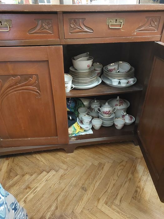 Комод старинный деревянный