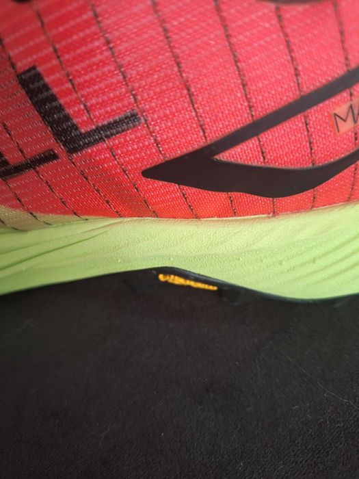 Продавам Маратонки MERRELL