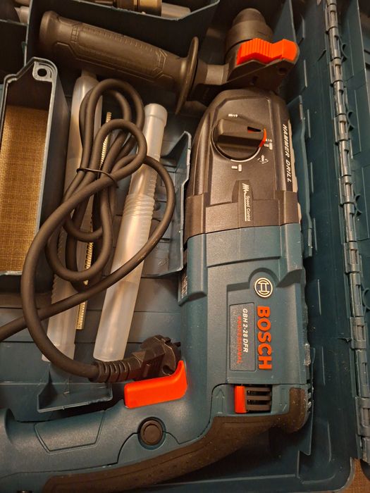 Перфоратор BOSCH GBH 2-28 DFR Professional – НОВ, в оригинален куфар
