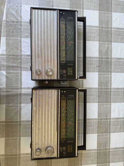 Radio vintage vef 200.