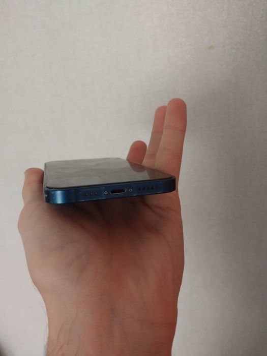Продам Iphone 12 64gb Blue
