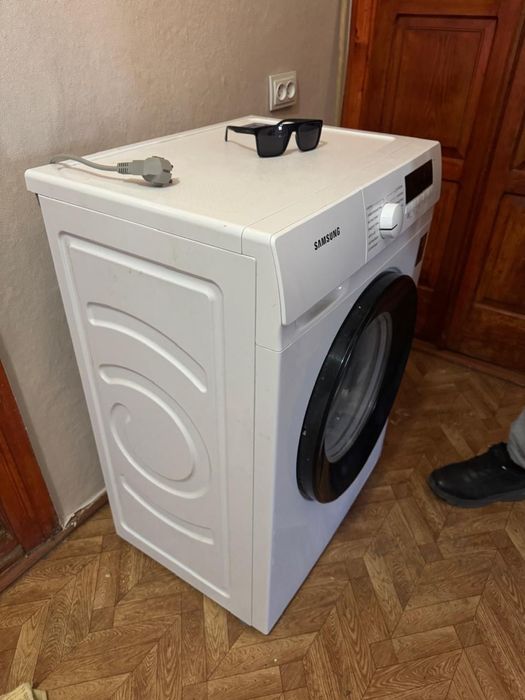 Продам стиральную машинку