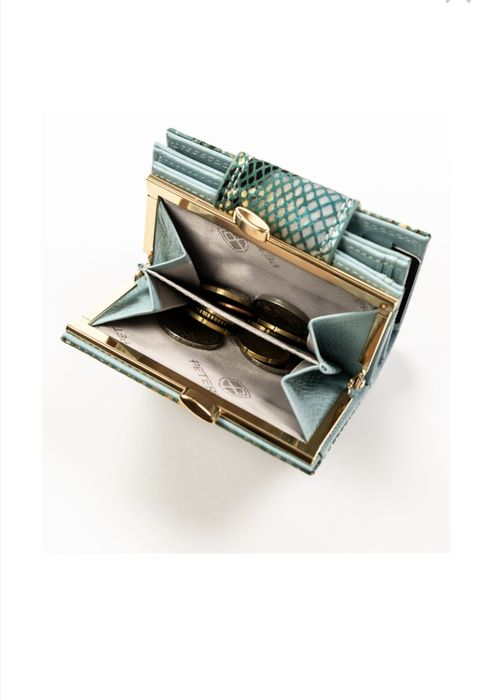 Портомоне естествена кожа Peterson