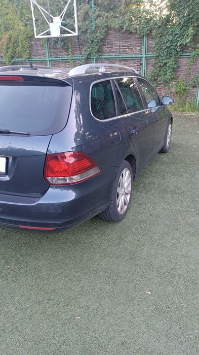 Volkswagen Golf 2011 diesel, 4.636 € — imagine 4