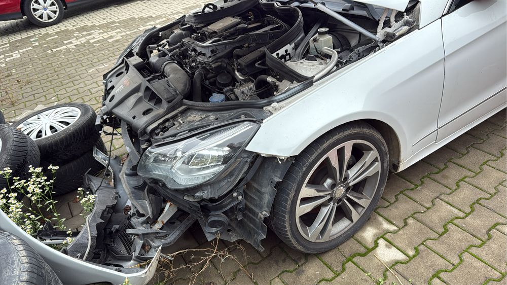 Dezmembrez e250cdi an 2016 cu ad-blue euro6
