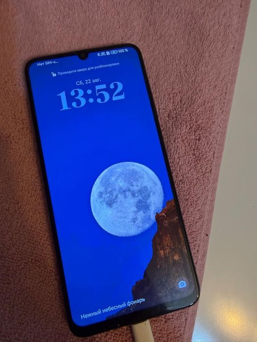 Продам смартфон Honor