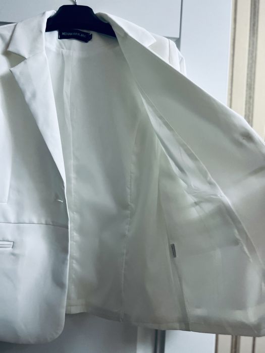 Пиджак женский белый