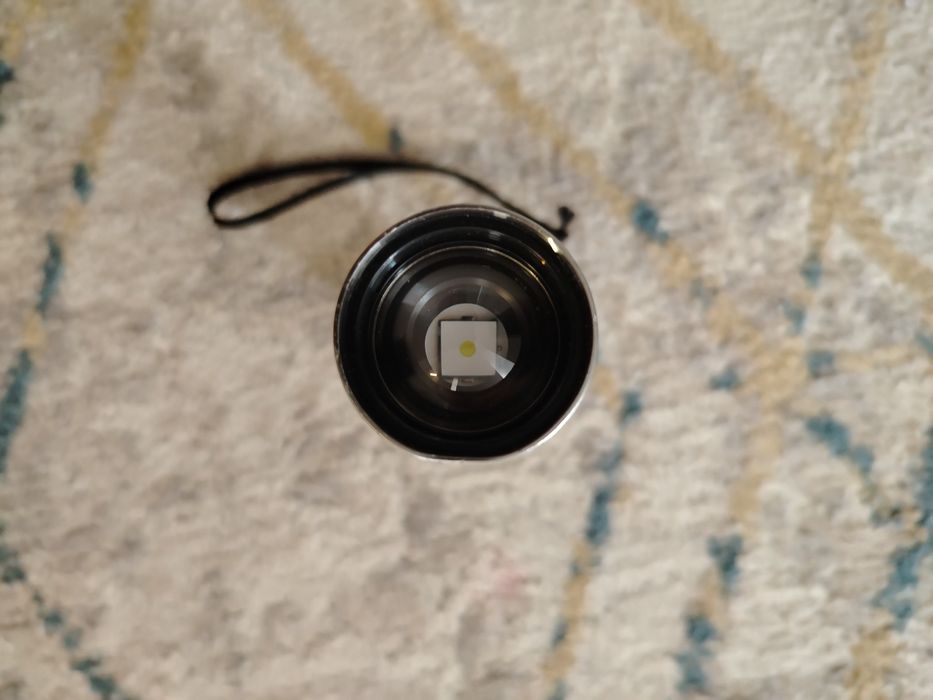 Фонарик LED YES-М112