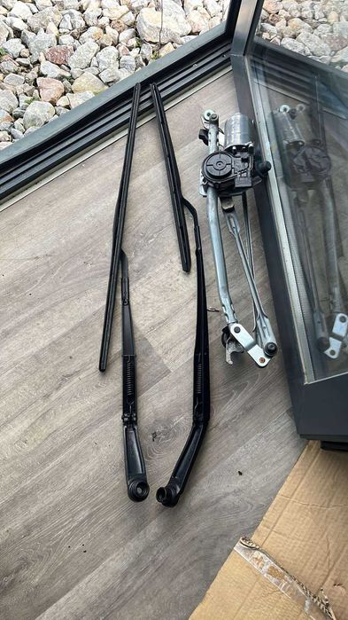 Киа Спортидж 2023година на части