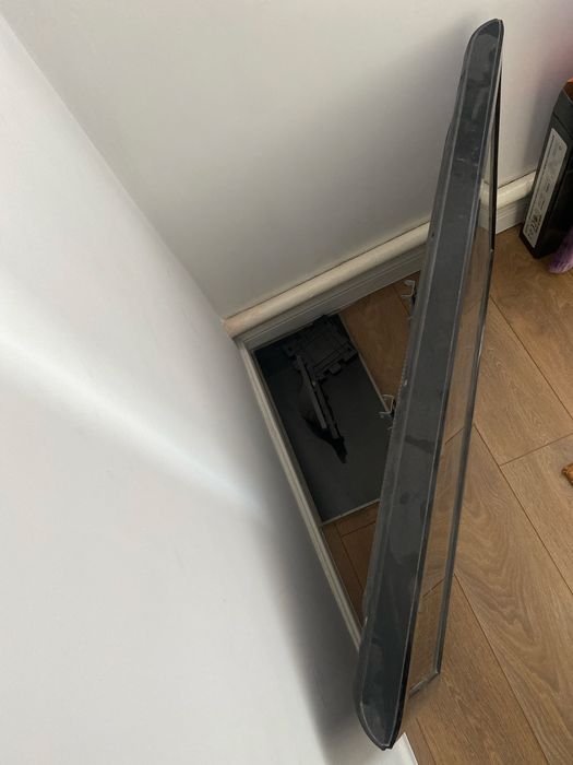 Телевизор LG 43LH22RC