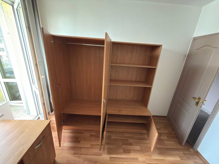 шкаф/секция от дървесен декор