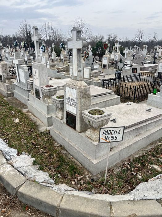 Cesionez cavou cimitirul Petru si Pavel