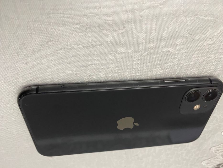 Айфон 11  сатылады