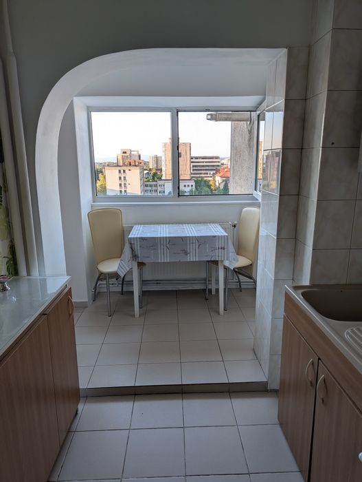 Închiriez garsonieră zona Onix