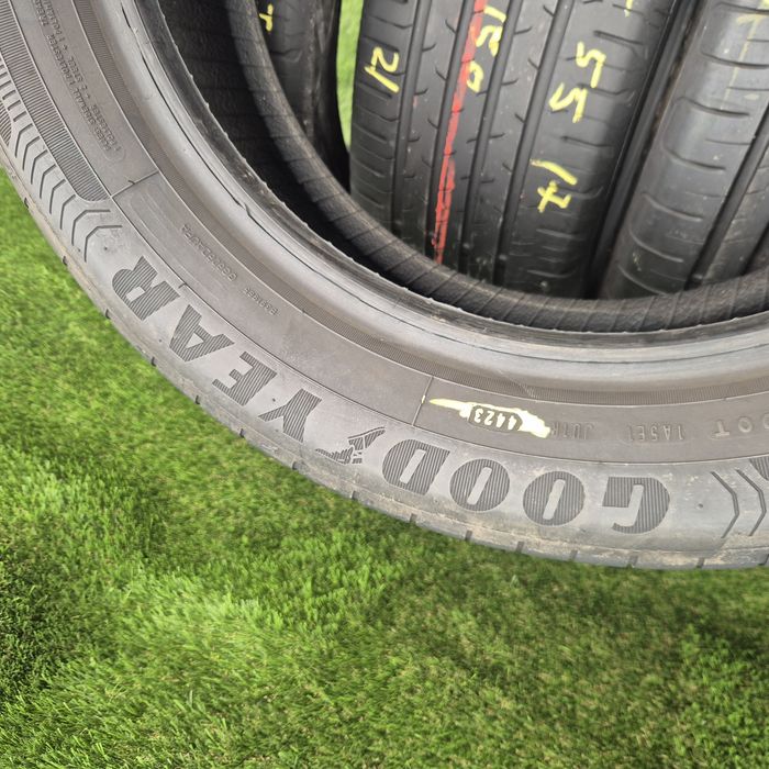 205 55 17 Goodyear și Continental