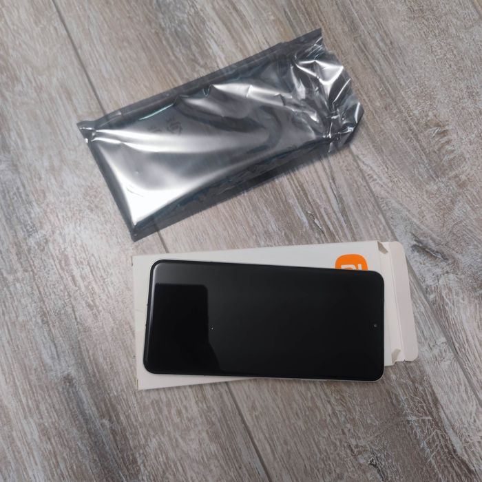 Экран оригинал от Xiaomi 15 ultra с рамкой BTS bor