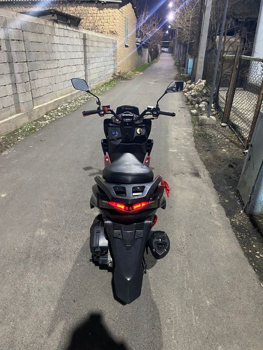 Продам Скутер Макси