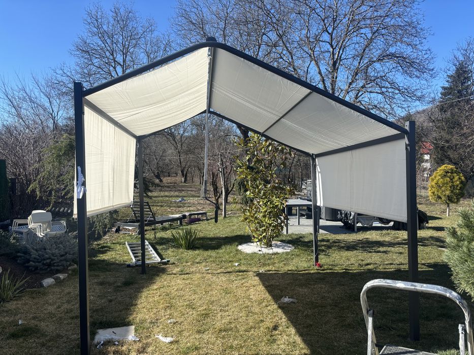 Pergola din aluminiu cu pereti laterali