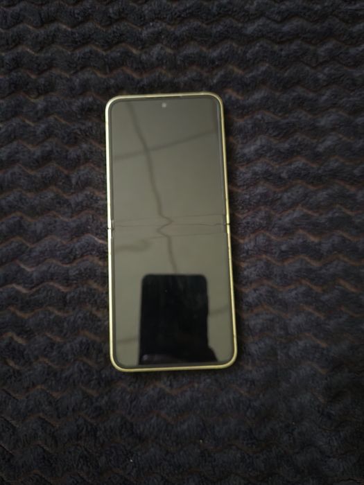 Samsung Z flip 6