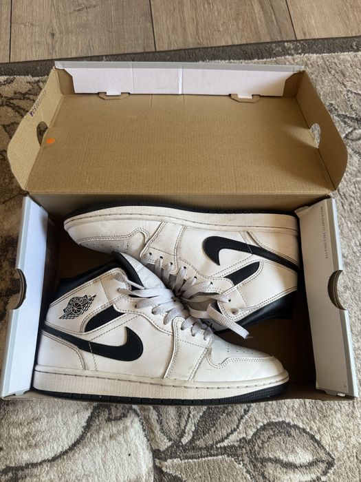 Vand jordan 1 42