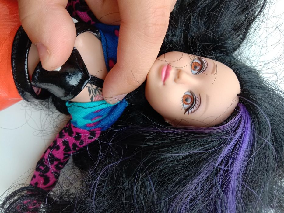 Современная кукла