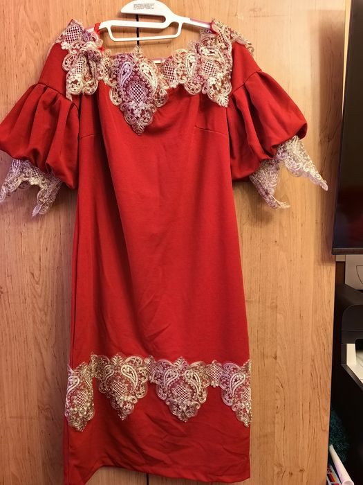 Rochie ocazie cu dantelă