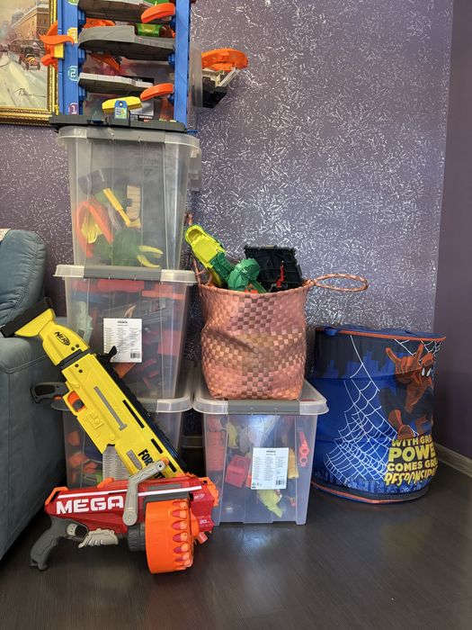 Детски играчки HOT WHEELS и  NERF