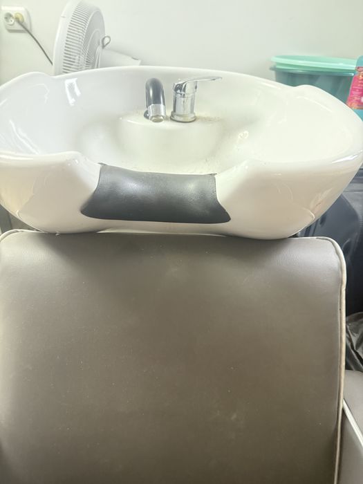 Scafa coafor de vanzare