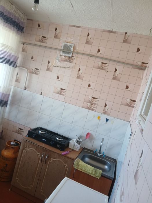 Продам срочнл квартиру в центре