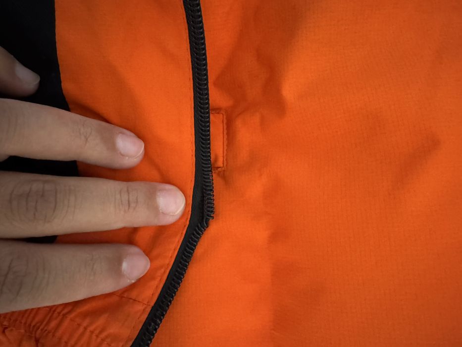 Продам куртку на мальчика 12-13 лет