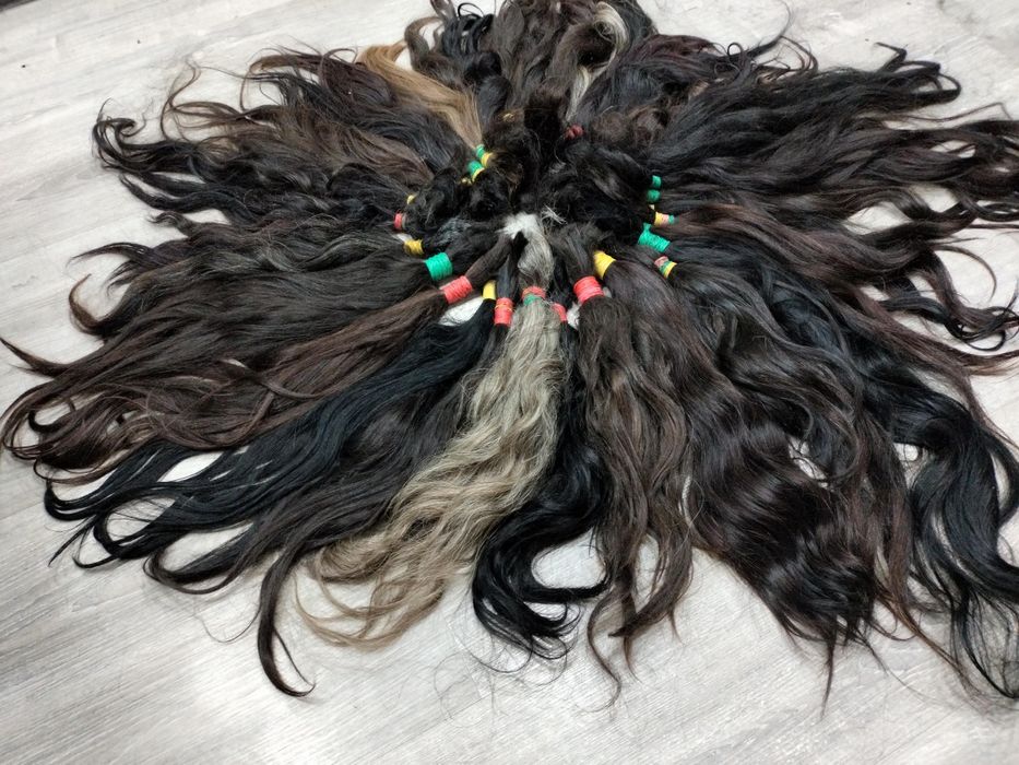 Натуральные волосы