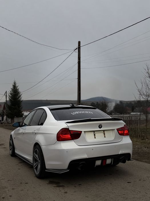 Vand sau schimb BMW Seria 3 E90 320 diesel