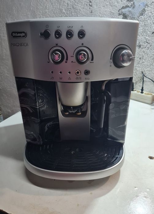 Vând aparate de cafea cu garanție ieftine