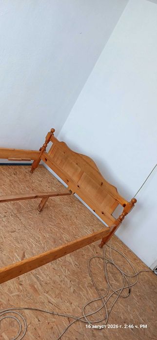 Спалня естествено дърво 140/190