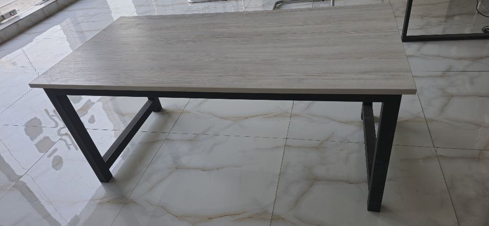 Loft jurnalniy stolik razmer 120x60x50 sm