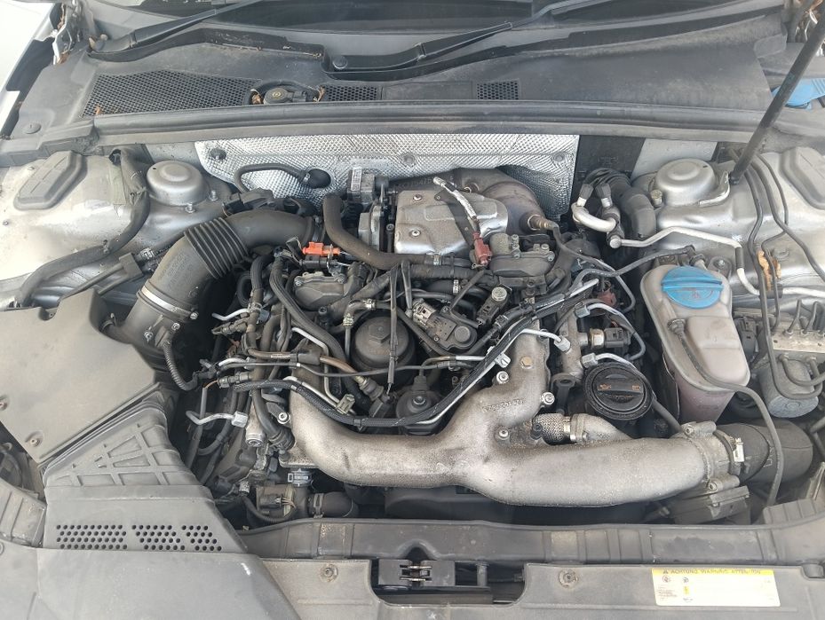 Dezmembrez Audi A4 B8 2009 2010 2011 2012 Motor 3.0 tdi CCWA AUTOMATA