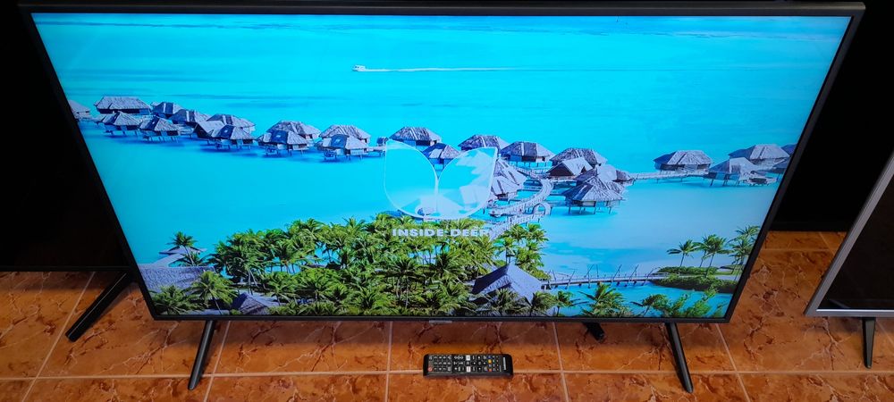Samsung UE49NU7179 125 cm 49 Inch 4K UHD Smart TV