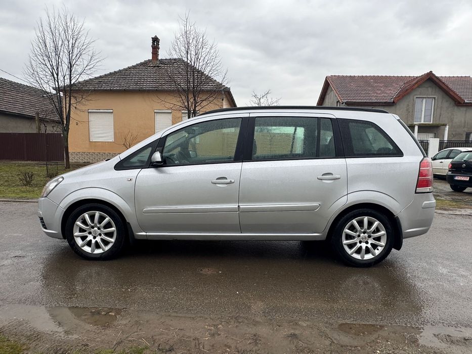 De vanzare Opel Zafira