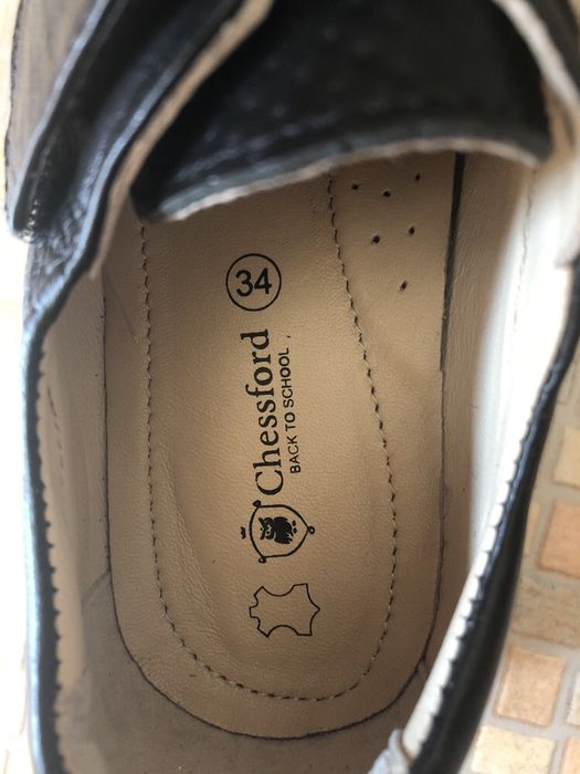 Продам туфли на мальчика