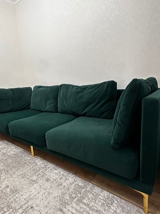 Диван в отличном состояние