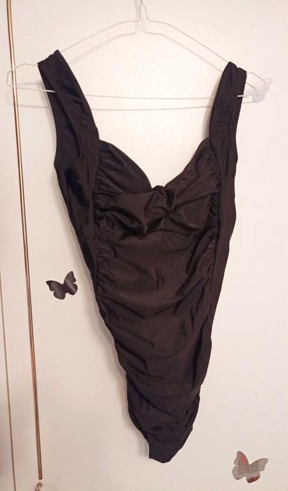 Дамски бански костюм