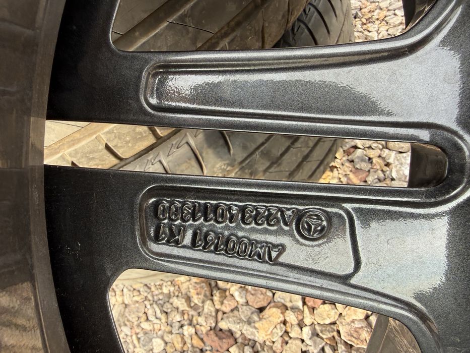 Оригинални Mercedes-AMG 19” джанти с гуми Bridgestone – 4 броя