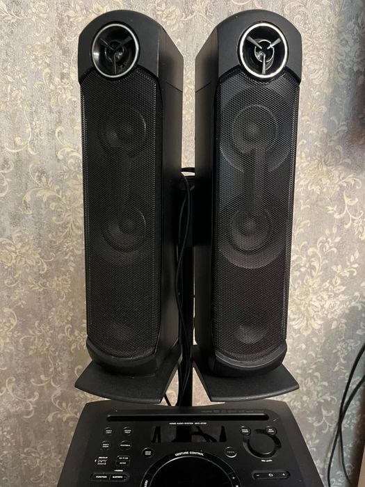 Продам музыкалку Sony