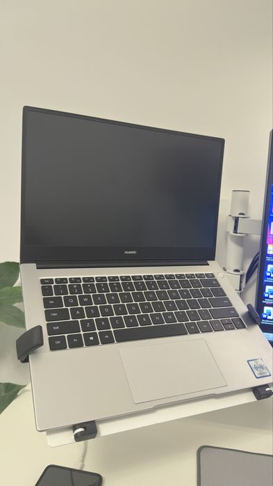 Laptop Huawei Matebook D14