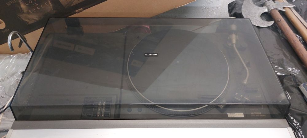 Продавам уредба Hitachi