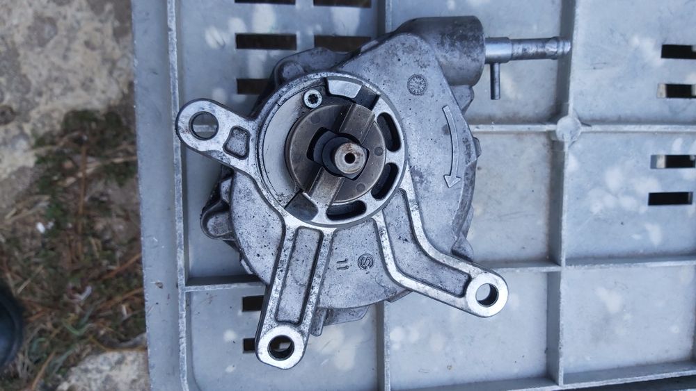 Корпус разпределителни валове 1,6 хди,и много други части