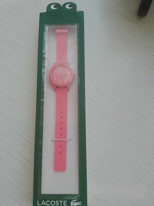 часовник Lacoste чисто нов